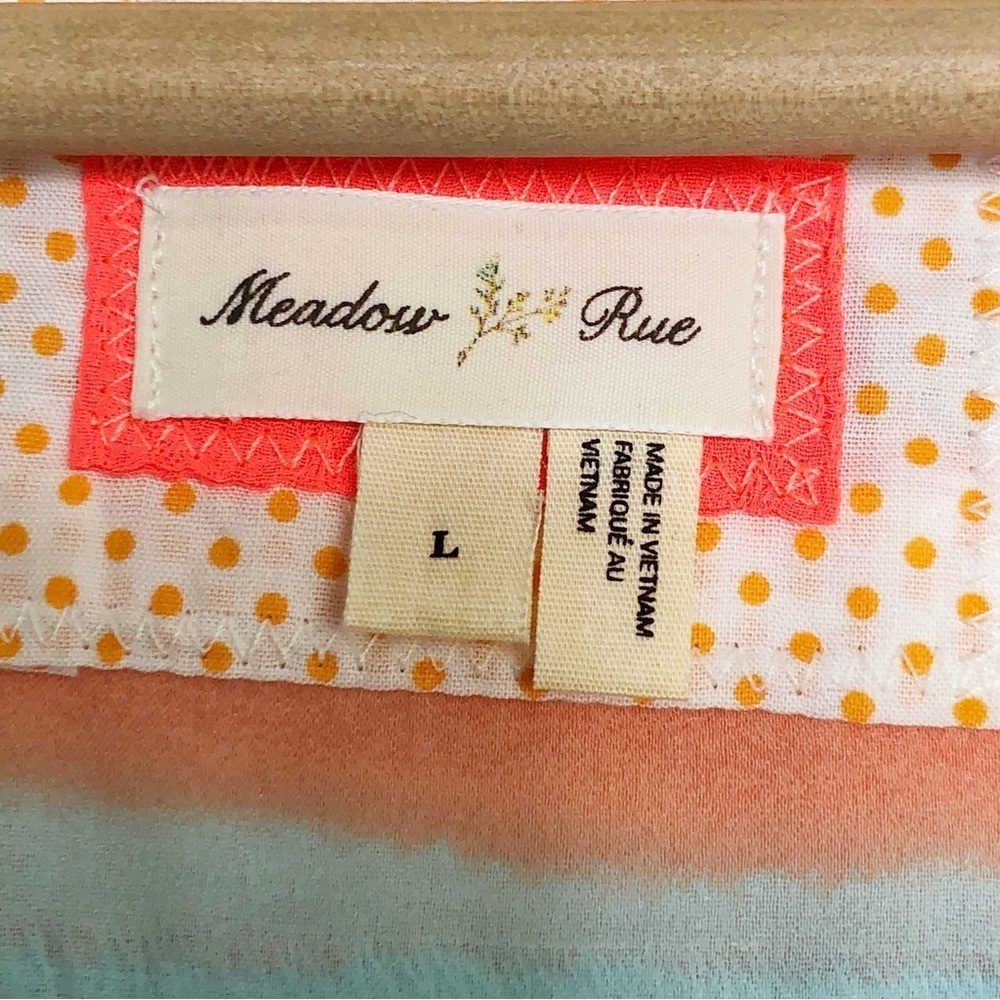 Meadow Rue Merlon split back, overlay blouse - Picture 7 of 12